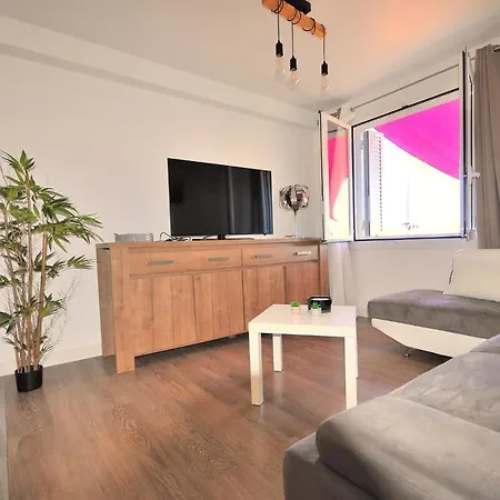 アパート Chez Aline Et Jean Pierre Toga