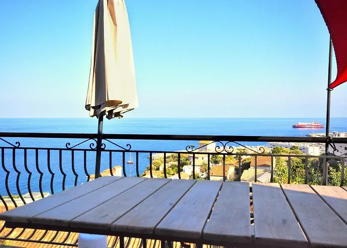 Chez Aline Et Jean Pierre דירה *